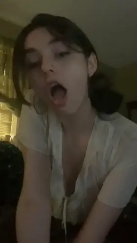 Anyone need a slutty secretary 😖