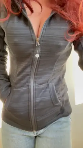 Empty house, the ladies can come out to play now