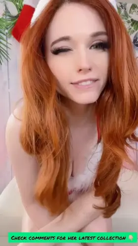 Twitch girl gone wild 👅