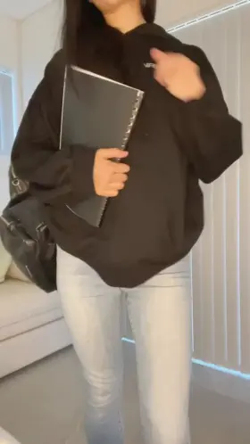 A peak at what I wore to class🙈