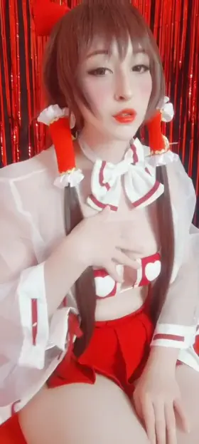 Reimu Hakurei from Touhou Project by Alicekyo