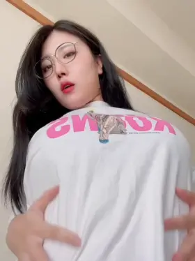 I hope you can enjoy my Japanese boobs