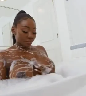 Hot Dick In a Tub