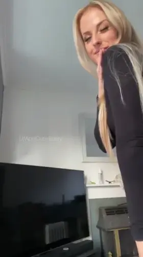 My ass is hungry for your face