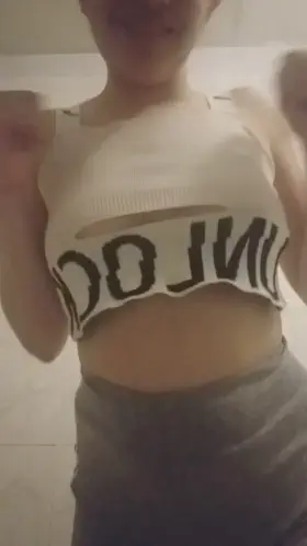 Discover my dirtiest side in OF (SOLOS, BJ's, B/G)🔥 Just for 4.99 and 15% OFF FOR ONLY 10 SUBS 💦🍆 Very interactive 🍑👅 FREE dick rates for subs 🌸🔥 link in below ⬇️⬇️