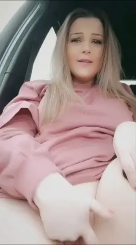 Hopefully my car seats don’t get covered in my pussy juices 🤭
