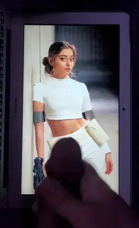 Slayeas!🥵💦 Message for the pics!