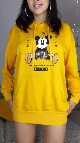 Petite babe looking for a thick cock 😋