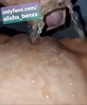 He loves my hot squirt spraying his dick when he cums 💦💦 ... so we cum together ❤️