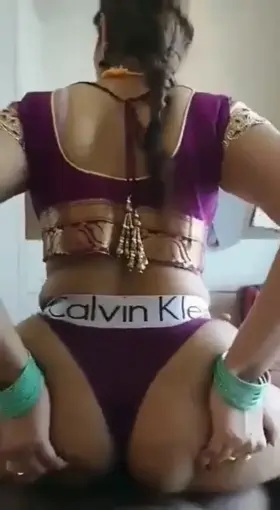 Desi bhabhi chudai English 🤤💋🤤💋