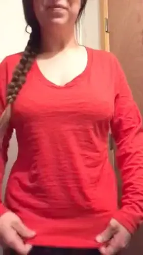 Mom of 3 titty drop :)