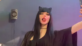 Please cum over 💦