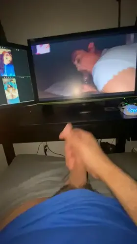 [kik txthicboi] 25 bi chilling jerking. If you want a trib like this dm me mostly sexy vids but can do pics as well. Milfs, thick phat ass, tight panties, busty clothing, big tits. Can cum to nudes as well