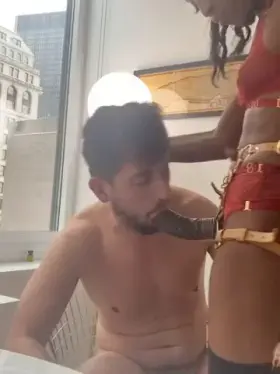 I love my cocksluts greedy 😈