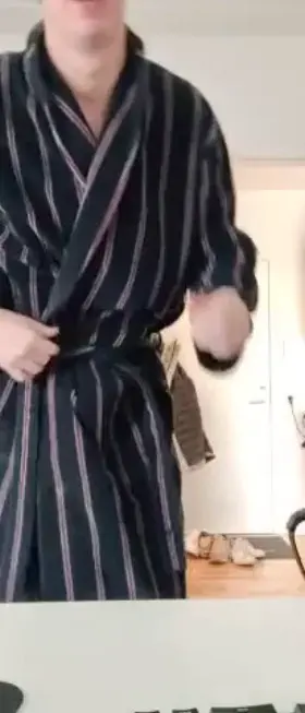 Get me out my robes 😘