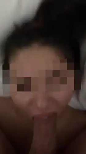 18yo asian learning to deepthroat