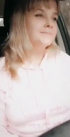 Mj does TikTok the only way she knows how, with her titties out 😈