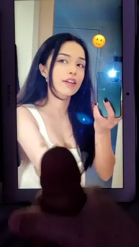 Valkyrae! Lmk who I should do next, Message for the pics