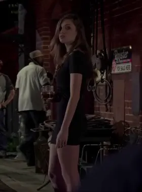 [Topless] [Ass] Lili Simmons Beautiful blonde teen