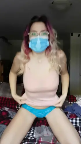 Which Redditors stopped scrolling to look at my young, tight body?