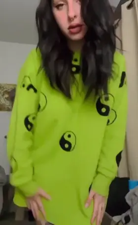 This is my favorite jumper because even if I’m naked underneath, it’s still an outfit ♥️