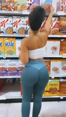 Skinny thick chick wearing the tiktok booty leggings