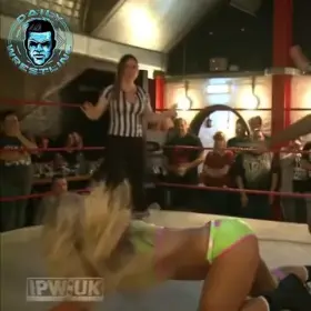 She likes it 👋 🍑