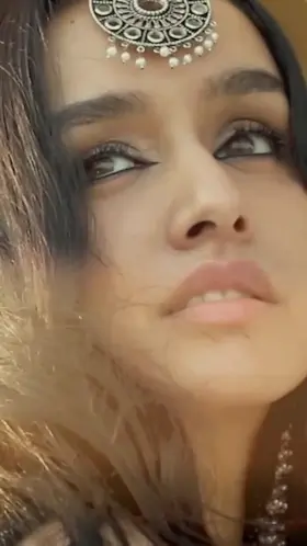 Shraddha Kapoor sexy expressions😍