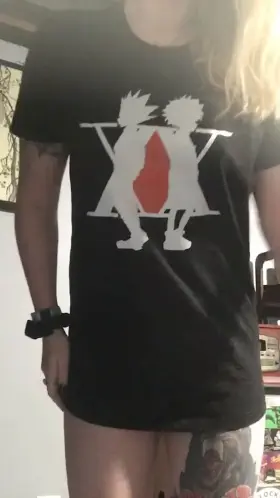 Good morning 🥰 hope you enjoy a girl in a big tshirt