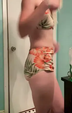 And at long last, she accepted her awkwardness and embraced it, dancing on her bathroom for all of Reddit to see…