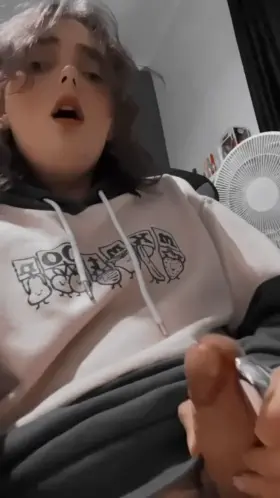 Celebrating the weekend properly, what are you all getting up to? ♥️