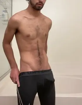 what my gym partner sees 😜