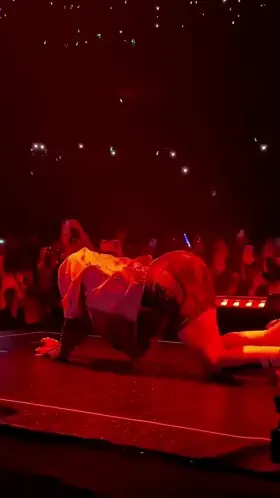 Billie Eilish’s fat ass