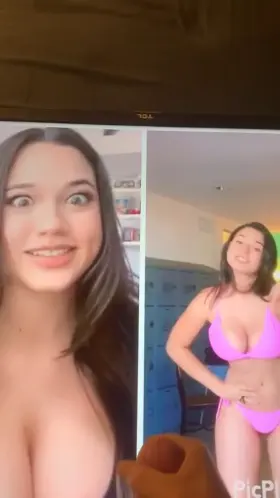 Emptied my balls on a surprised Sofia Gomez💦😈