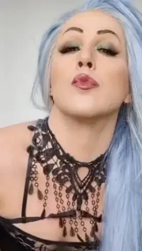 Just waiting for you to blow my mind, what are you waiting for??