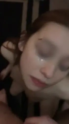 Amateur babe begs for his cumshot