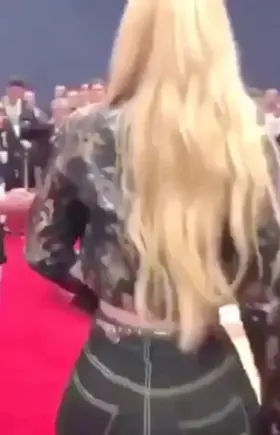 Got a raging hard on for Iggy and her fat ass need a bud to help me finish to it