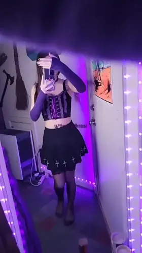 may I be your petite princess