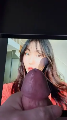 Jessica Lee (YouTuber & former kpop Idol School contestant - Requested)