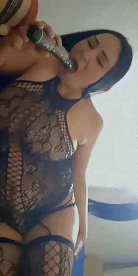 [SELLING] outside, I offer you sexting, video call, Femdom, personalized content fetishes come let's play Add me KIK Candycoco350 and SNAPCHAT Candycoco350