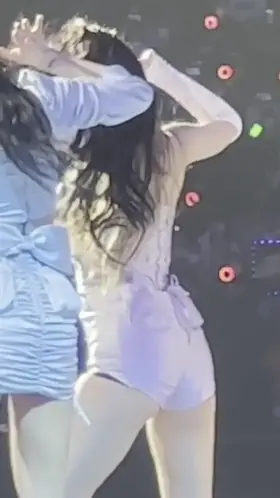Twice - Momo booty jiggle