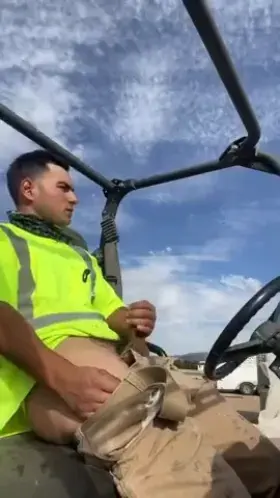 Bro loves to bust on the job