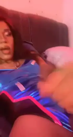 D.Va’s ultimate is charged up and ready to burst :p