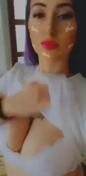 Big booty busty cutie, I love doing custom vids! Free page.