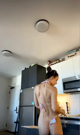 I don't like wearing clothes in other people's houses anyways hahahaha