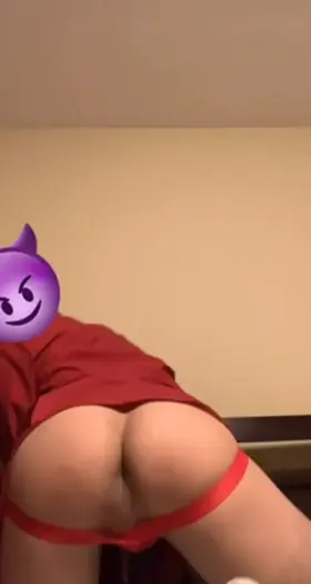 Need a mature daddy that likes breeding slim boys ❤️