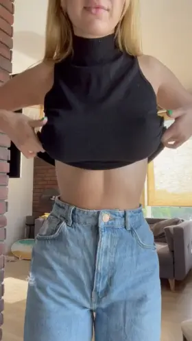 Sending nudes to whoever upv this (instantly)👻: evarly85