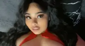 I’m happiest when my tits are out🥰