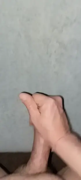 I love people watching me cum