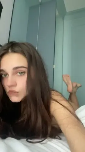 Would you like to lick my tiny feet?